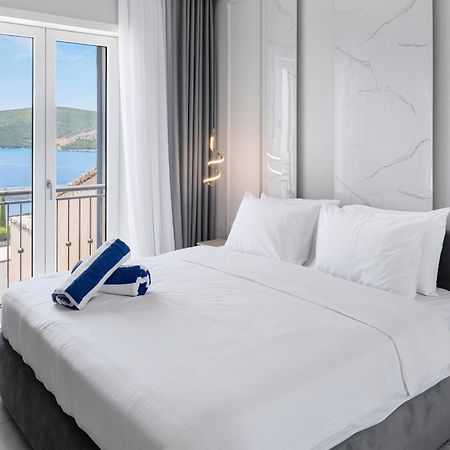 Апартаменты Lustica Bay Тиват Экстерьер фото