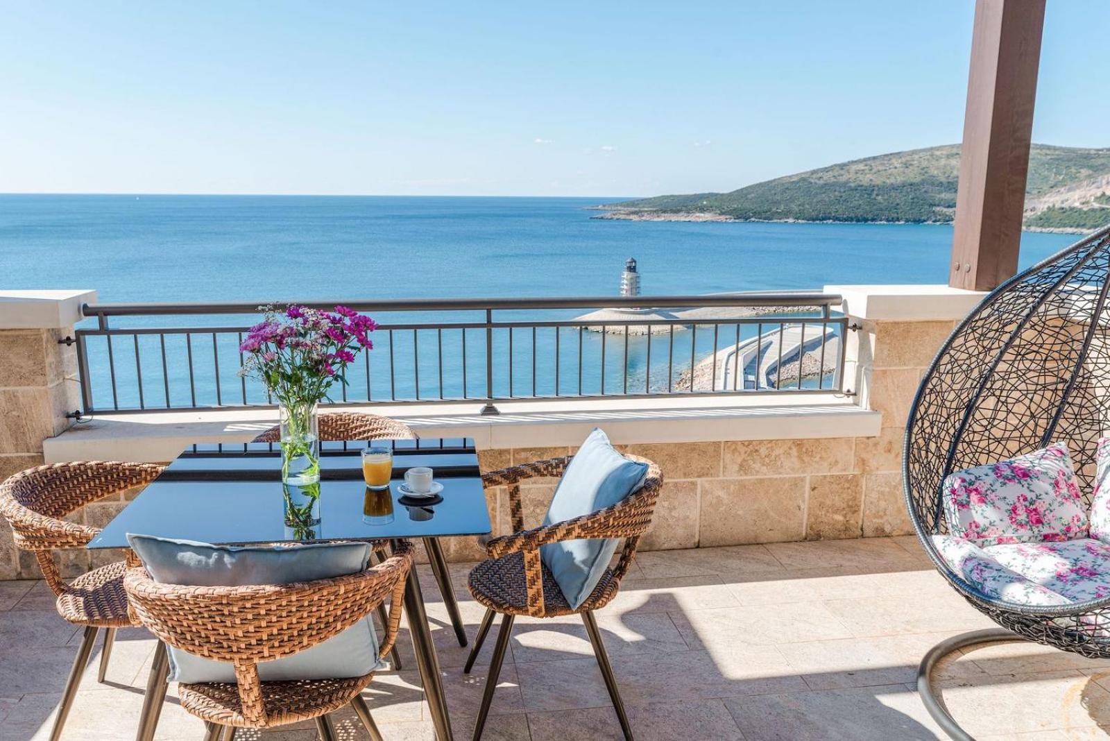 Апартаменты Lustica Bay Тиват Экстерьер фото