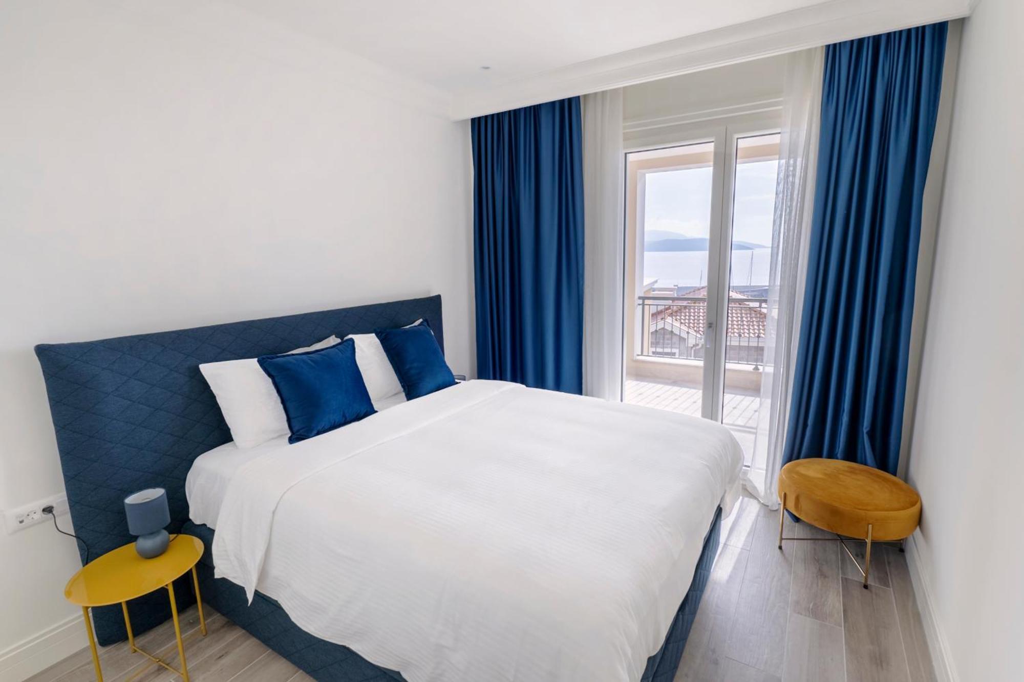 Апартаменты Lustica Bay Тиват Экстерьер фото